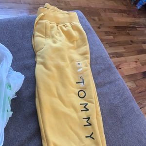 Tommy Hilfiger sweat pants